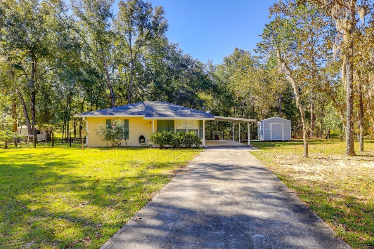 Williston Home With Yard 6 Mi To Devils Den Spring エクステリア 写真